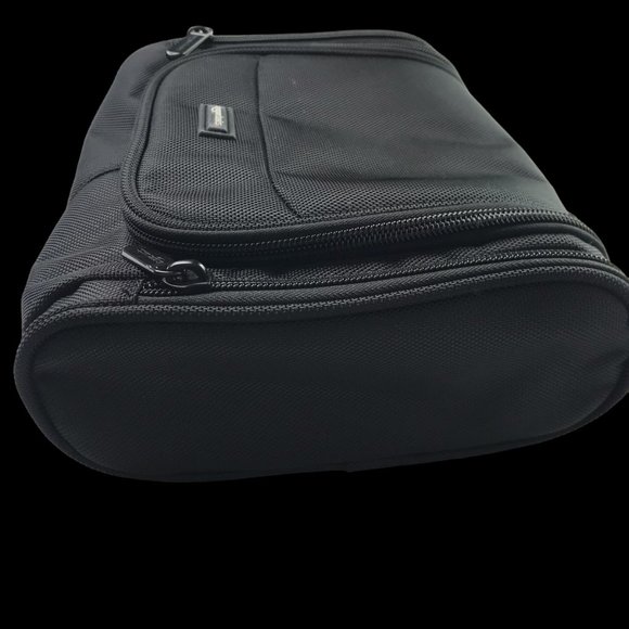 New Amazon Basics Dopp Kit Bag Zip Zippered Travel Pouch Bag Black Pockets - Picture 6 of 12